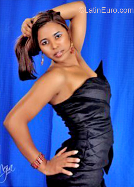 Date this charming Dominican Republic girl Marlene from San Pedro De Macoris DO14929