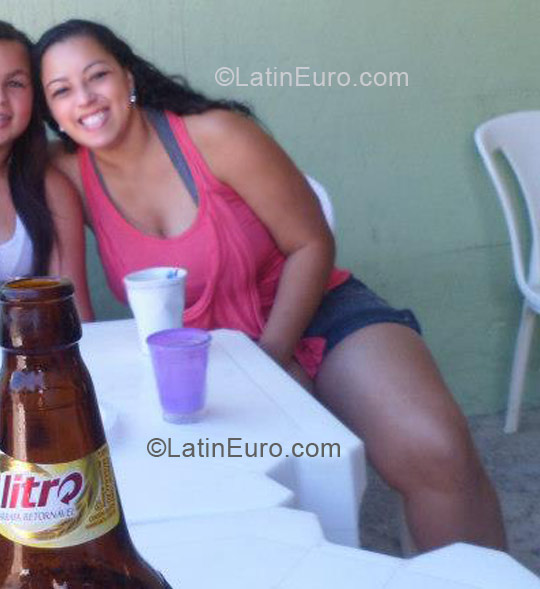 Date this tall Brazil girl Cirlani from Contagem BR7744