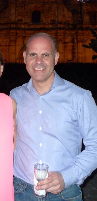 Date this foxy United States man Ikapos from Miami US14225