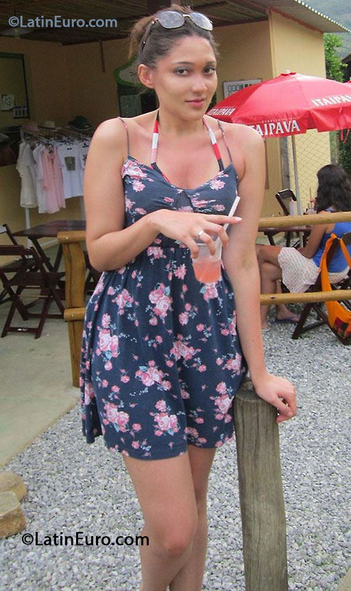 Date this georgeous Brazil girl Amanda from Sao Paulo BR7793