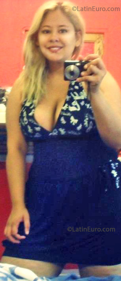 Date this good-looking Brazil girl Jessica from Sao Paulo BR7812