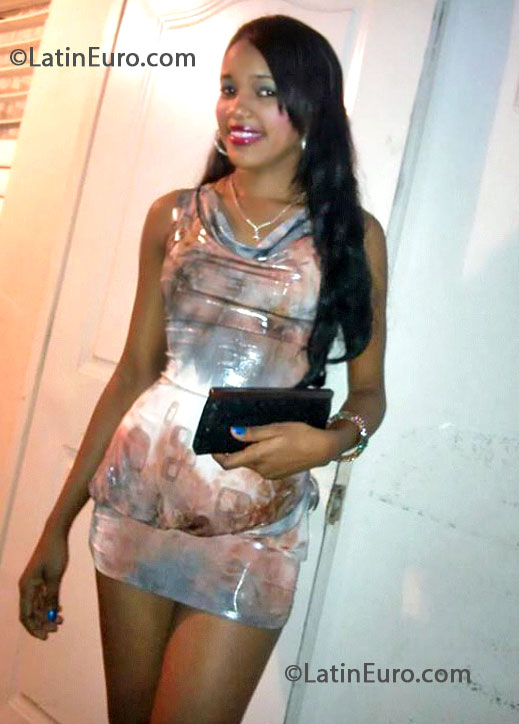 Date this good-looking Dominican Republic girl Elizabeth from Santiago DO19822