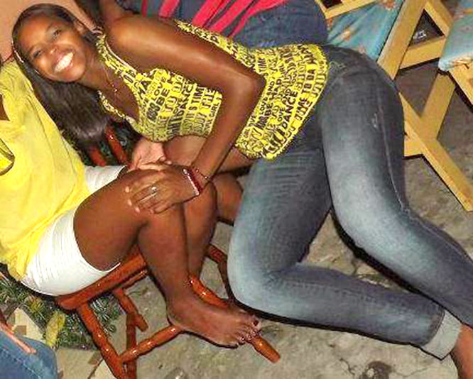 Date this nice looking Brazil girl Hellaine from Sao Paulo BR7910