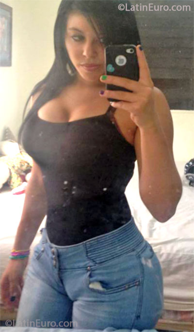 Date this delightful Dominican Republic girl Orquidi from Santo Domingo DO16368