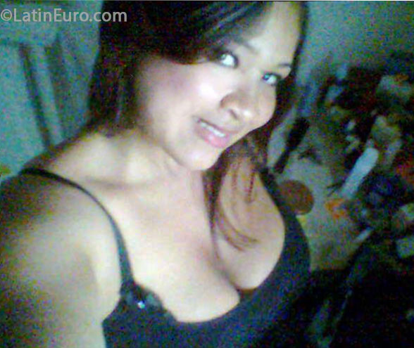 Date this fun Dominican Republic girl BIANELES from Santiago DO16464