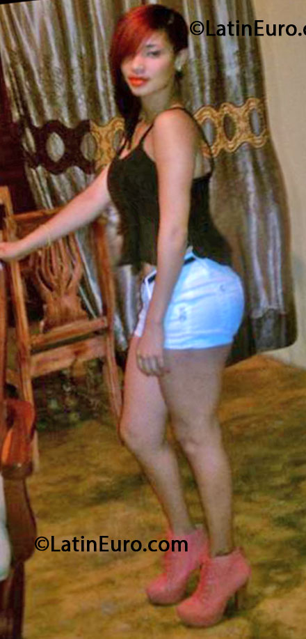 Date this passionate Dominican Republic girl Del carmen from San Pedro De Macoris DO16615