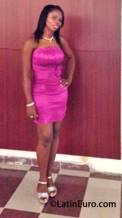 Date this sensual Colombia girl Elena Patricia from Villavicencio CO13546