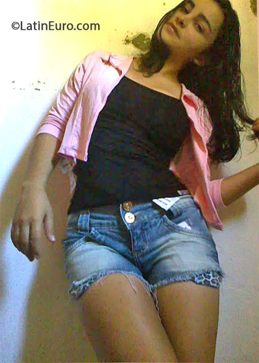 Date this happy Brazil girl Juciara from Natal BR8050