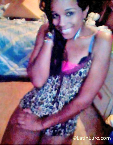Date this pretty Colombia girl Andre from Medellin CO13883