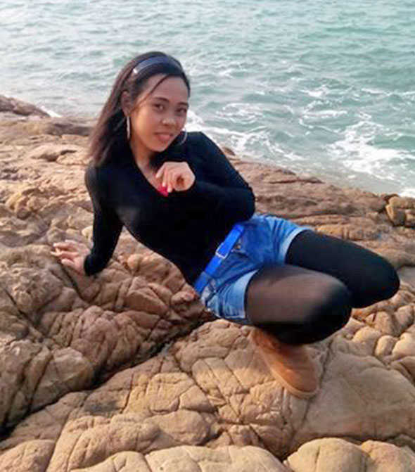Date this funny Hong Kong girl Pearli from Hong Kong HK9