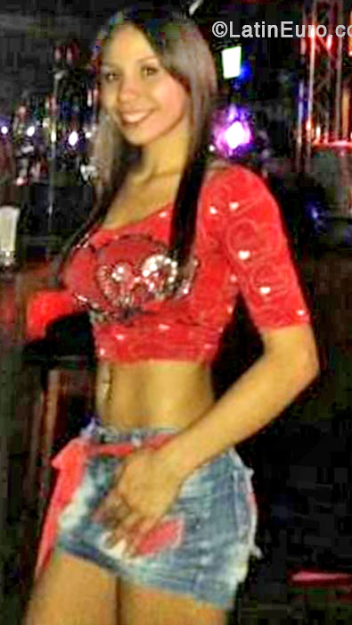 Date this fun Costa Rica girl Lau from Sanjose CR264