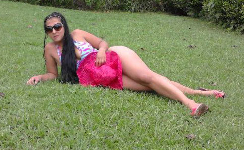 Date this young Colombia girl Maria from Armenia CO14213