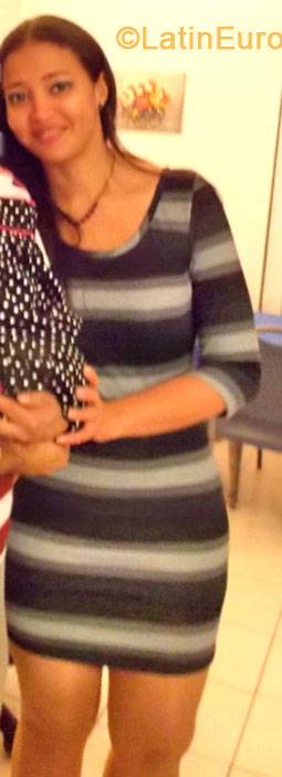 Date this exotic United States girl Angelica from Miami US15816