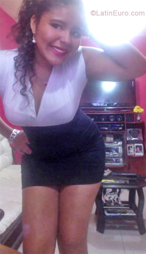 Date this beautiful Peru girl Forella from Lima PE842