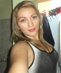 Date this passionate Colombia girl Meryiam from Bucaramanga CO14569