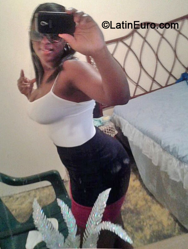 Date this lovely Dominican Republic girl Katherine from La Romana DO18014