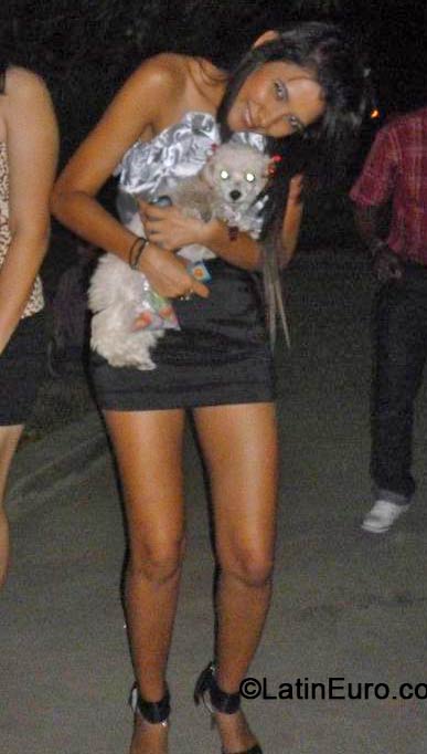 Date this exotic Colombia girl Marian from Medellin CO14762