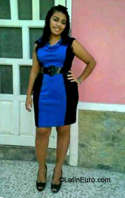 Date this passionate Honduras girl Barbara from Santa Barbara HN922