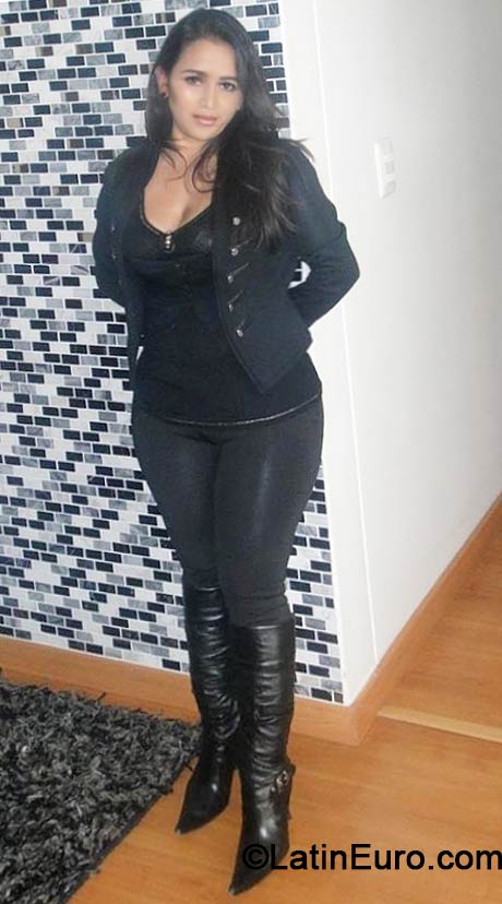 Date this gorgeous Colombia girl Ladypatric from Bogota CO14873