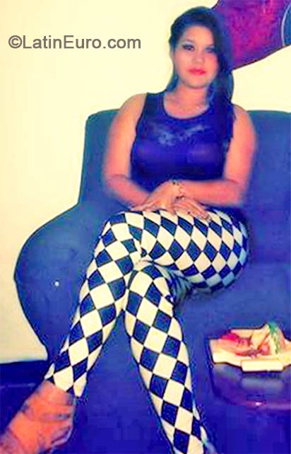 Date this fun Venezuela girl Aransa from Maracaibo VE154