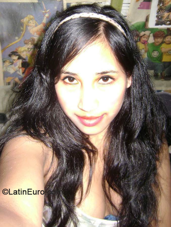 Date this delightful Peru girl Leslie from Lima PE917