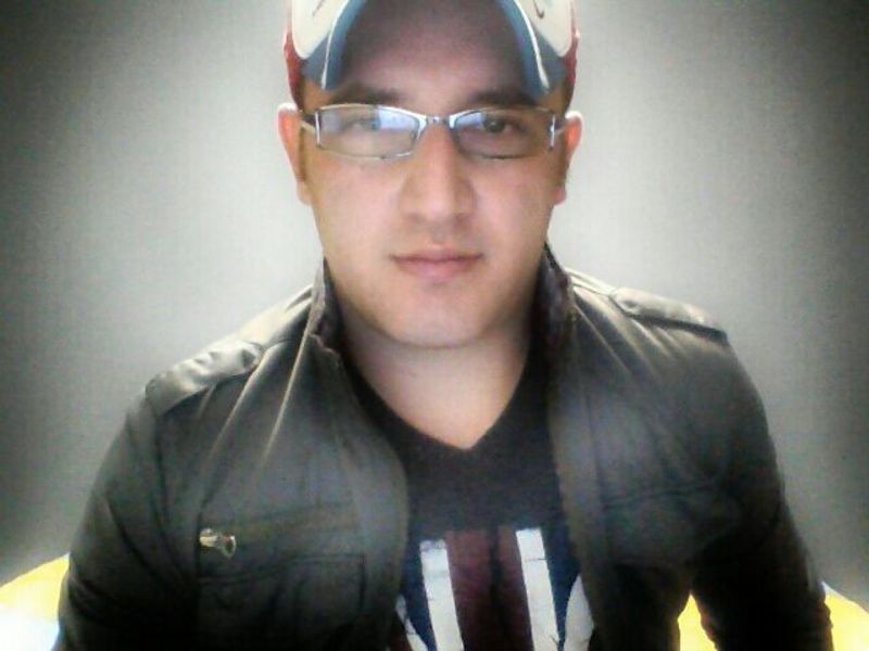 Date this cute Colombia man Aluen from Bogota CO14913