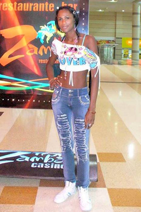 Date this passionate Colombia girl Kelly from Cali CO14933