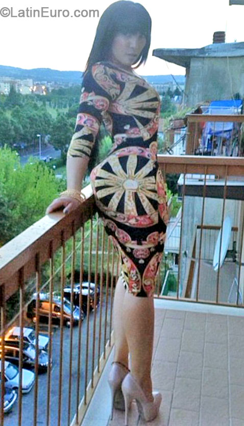 Date this sultry Dominican Republic girl Fanny from La Vega DO18750