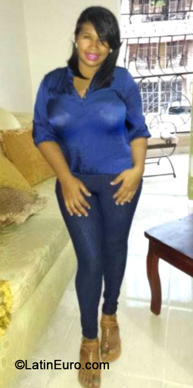 Date this funny Dominican Republic girl Zunilda from Santiago DO18755