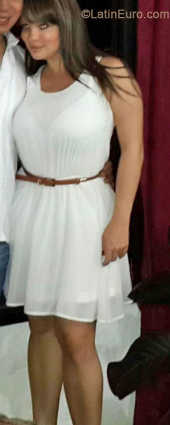 Date this hard body Colombia girl Diana carolina from Cali CO15149