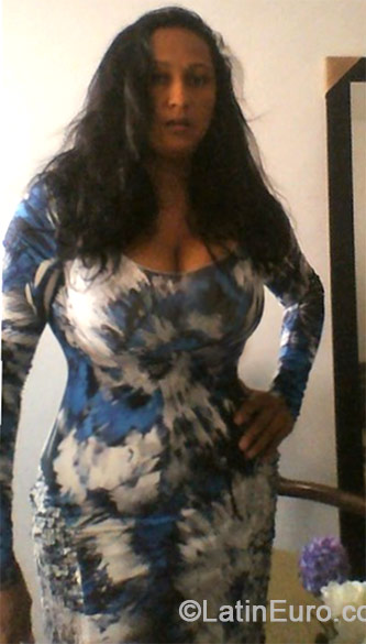Date this hot Colombia girl Teresa from Cali CO15221