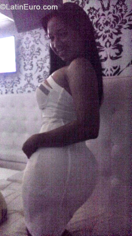Date this cute Dominican Republic girl Perla from Bonao DO19120