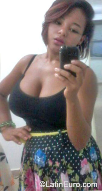 Date this beautiful Brazil girl Monica Elizangela from Salvador BR8815