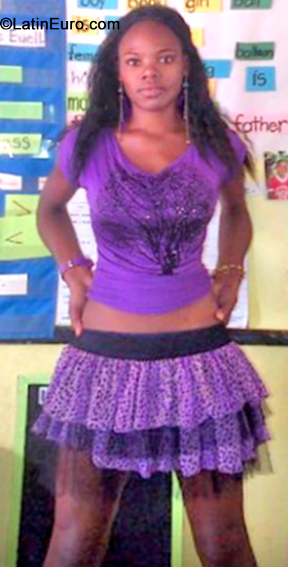 Date this passionate Jamaica girl Shantel from Port Antonio JM1730