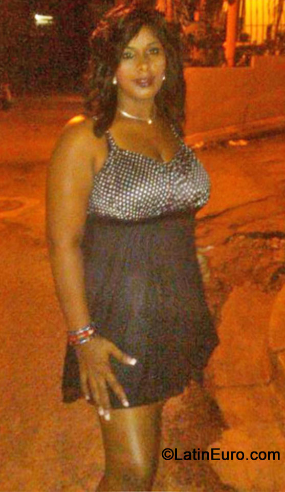 Date this attractive Dominican Republic girl Anny from Santiago DO19312