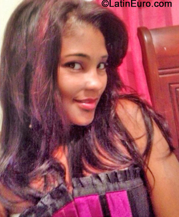 Date this hot Dominican Republic girl Adalgisa from Puerto Plata DO19314