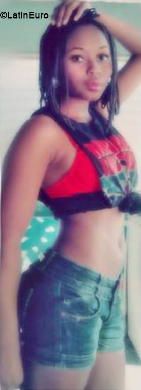 Date this good-looking Honduras girl Maury Giselle from San Pedro Sula HN1192