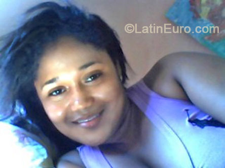 Date this hard body Colombia girl Ana Cristina Di from Cartagena CO15998