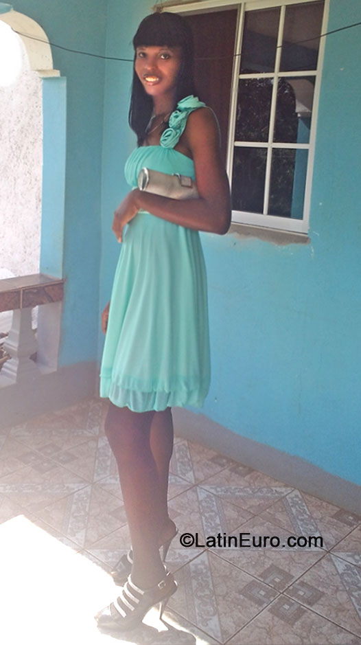 Date this lovely Jamaica girl Kay from St. Ann JM1816
