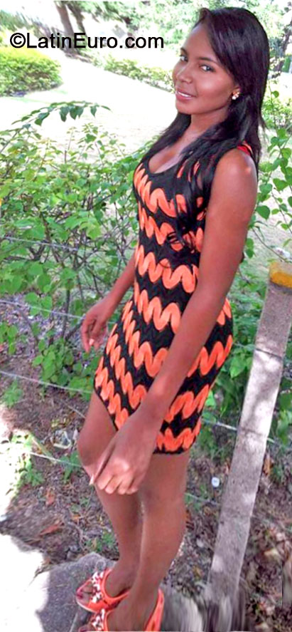 Date this fun Dominican Republic girl Carol from San Cristobal DO19935