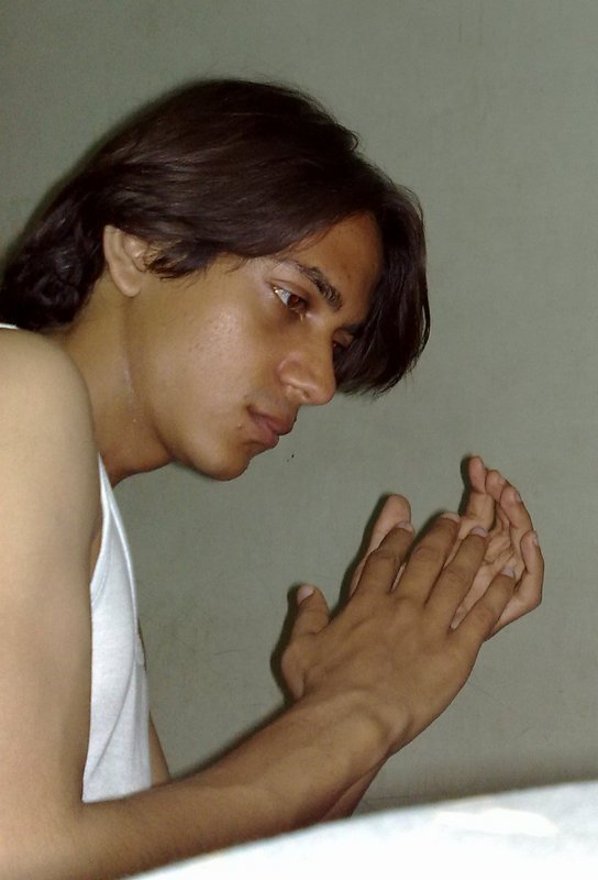 Date this foxy Pakistan man Shehroze from Sukkur PK66
