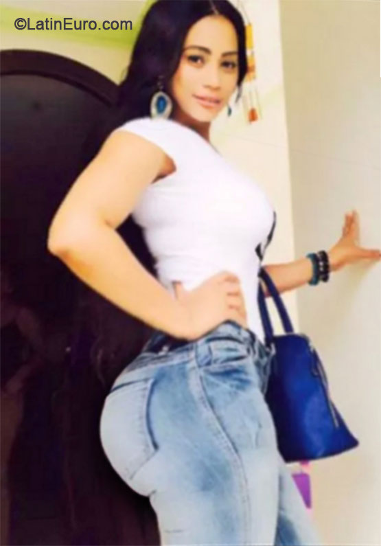 Date this lovely Dominican Republic girl Margarita from Santiago DO20026