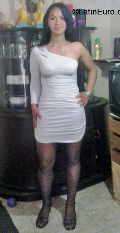Date this exotic Colombia girl Diana from Bogota CO16257