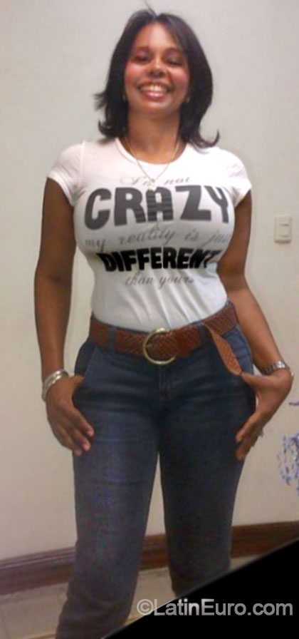Date this attractive Dominican Republic girl Lidimar from Santo Domingo DO20105