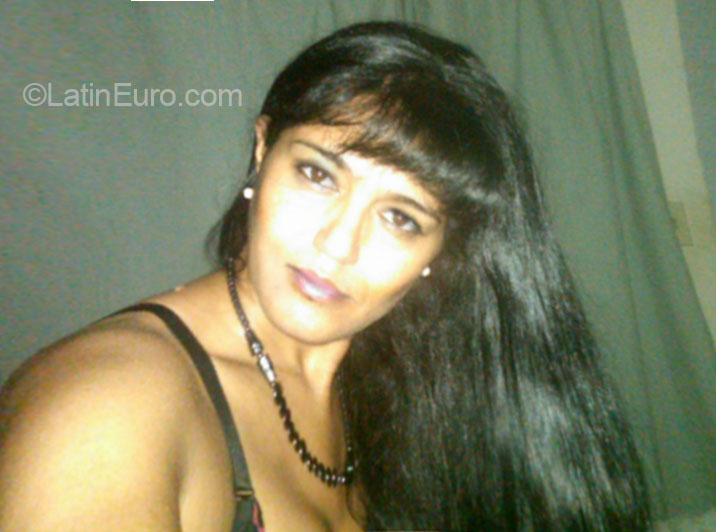 Date this good-looking Dominican Republic girl Martha from Santiago DO20364