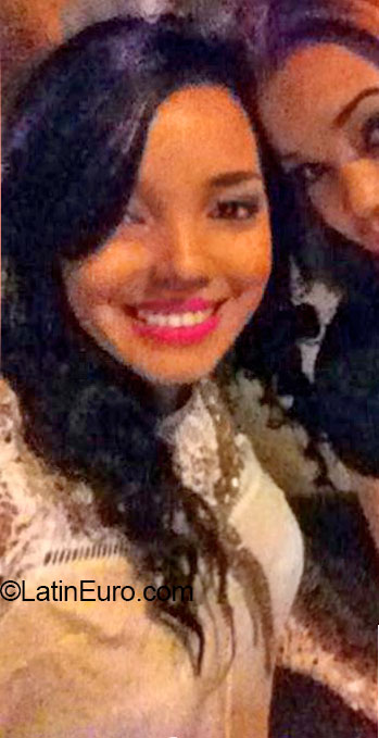 Date this hard body Dominican Republic girl Marta from La Vega DO20409