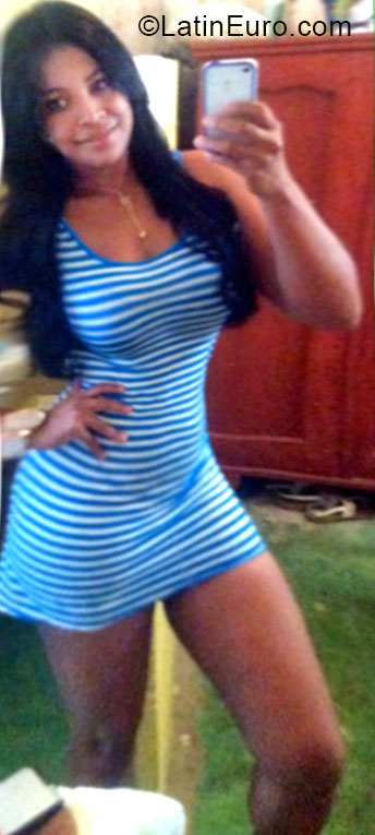 Date this nice looking Dominican Republic girl Maribel from Santiago DO20641
