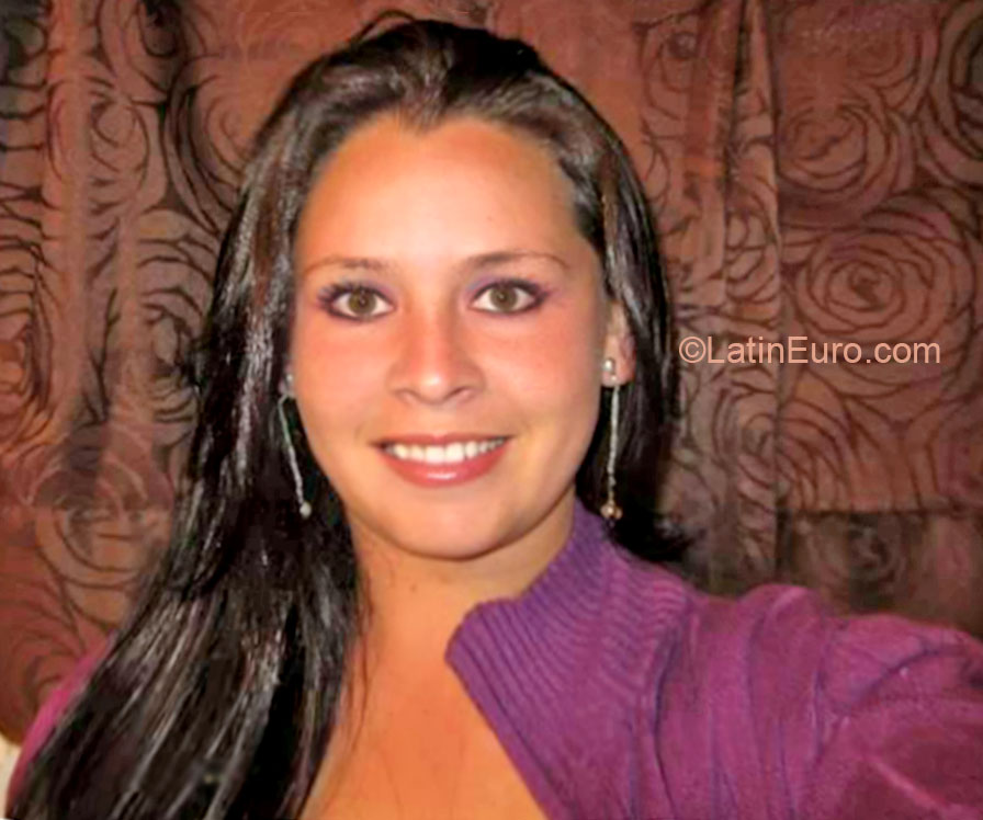 Date this tall Colombia girl Vanessa from Bogota CO16658