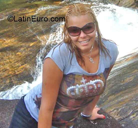 Date this fun Brazil girl Juliana from Sao Jose Dos Campos BR9155