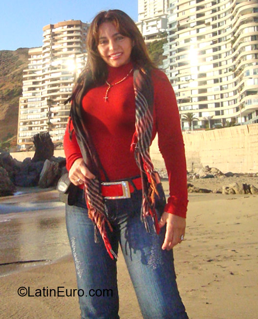Date this good-looking Colombia girl Luz from Medellin CO16690